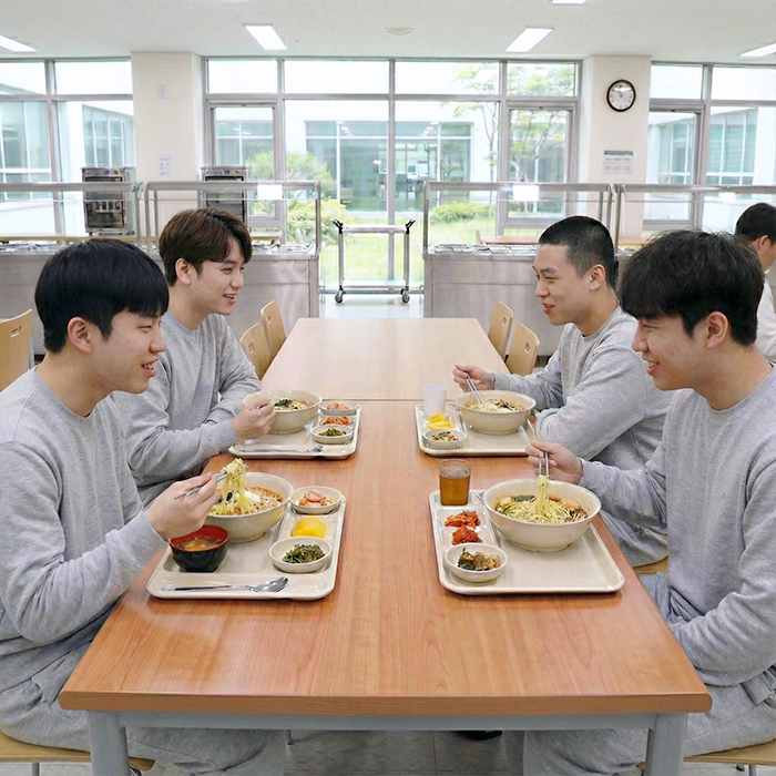 募集中【2026年1月日程】宿泊を伴う食品モニター試験